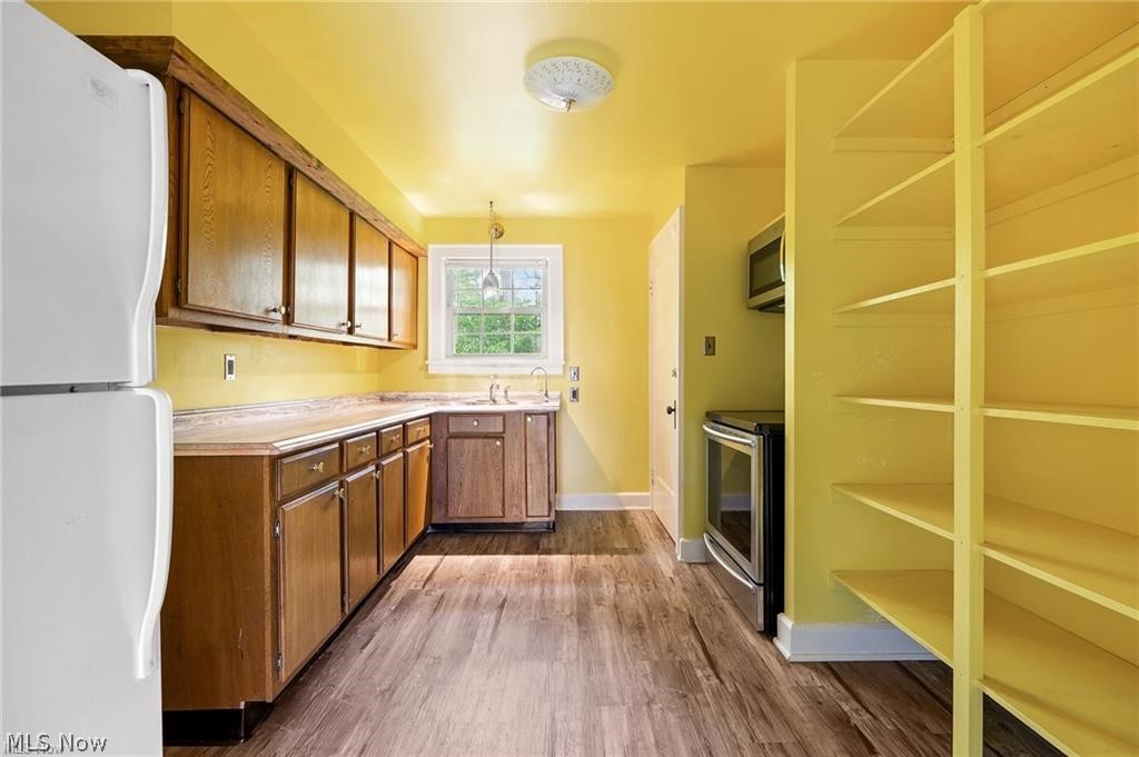 4222 Chester Drive Property Photo 4