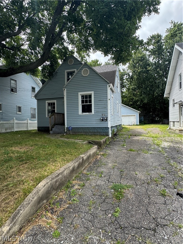 972 Hunt Street Property Photo 2