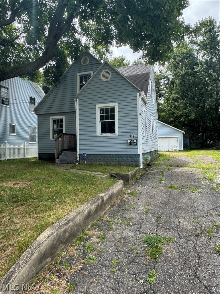 972 Hunt Street Property Photo 3