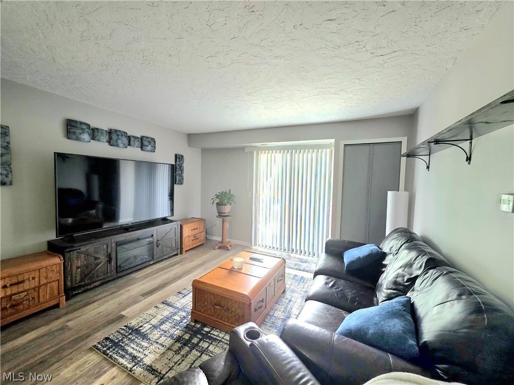4615 Oak Hill Boulevard 208 Property Photo 4