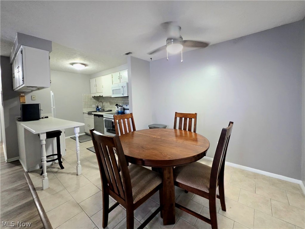4615 Oak Hill Boulevard 208 Property Photo 6