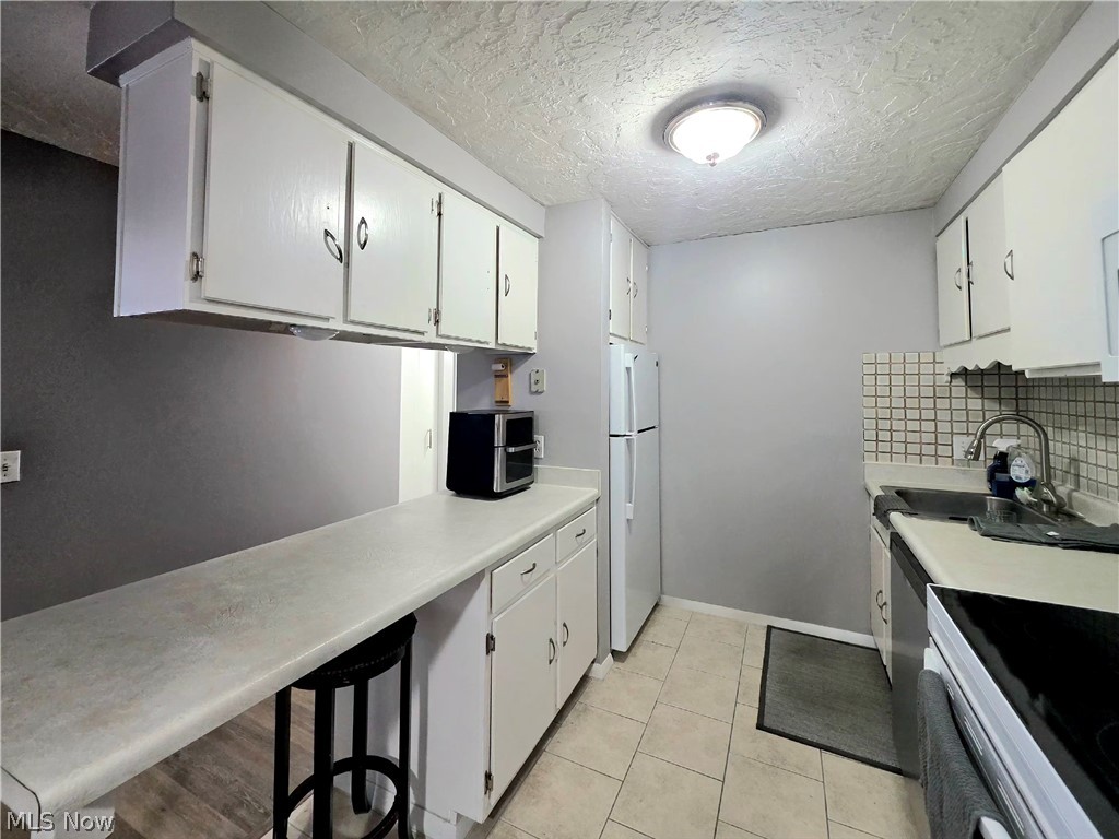 4615 Oak Hill Boulevard 208 Property Photo 7