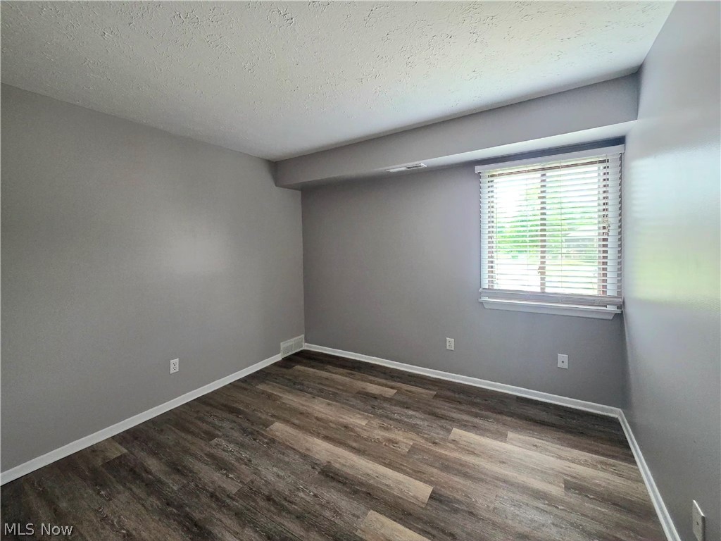 4615 Oak Hill Boulevard 208 Property Photo 12