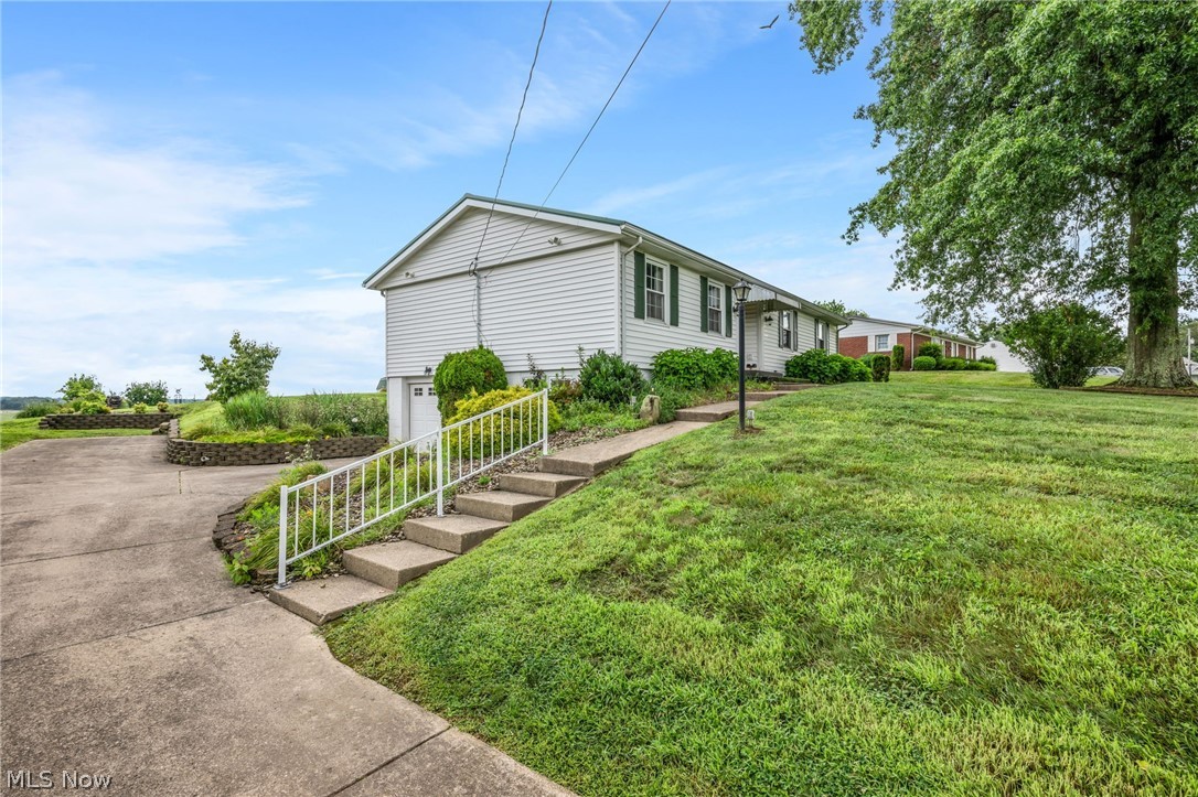 62280 Tacoma Road Property Photo 38