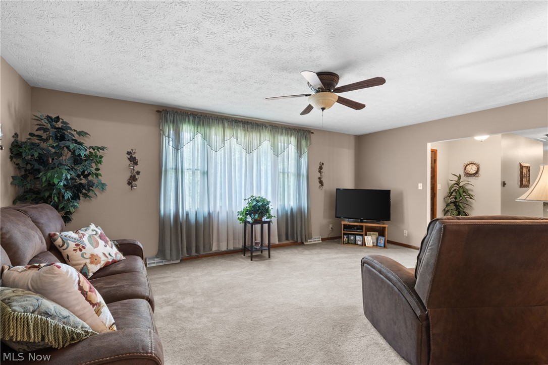 56062 Governor Drive Property Photo 5