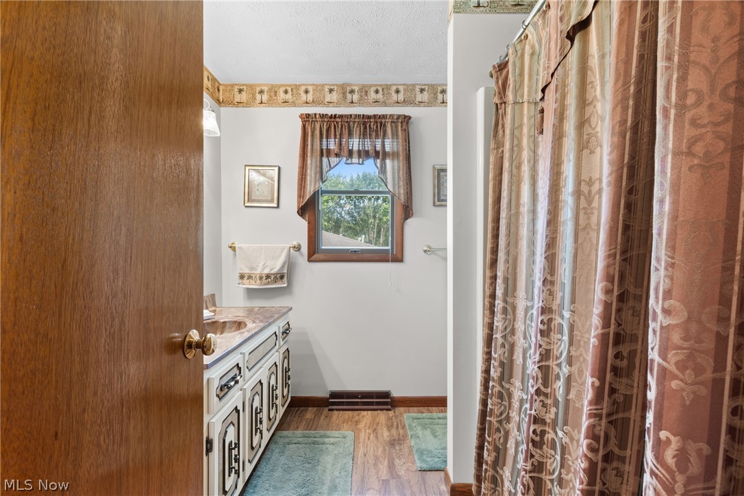 56062 Governor Drive Property Photo 20