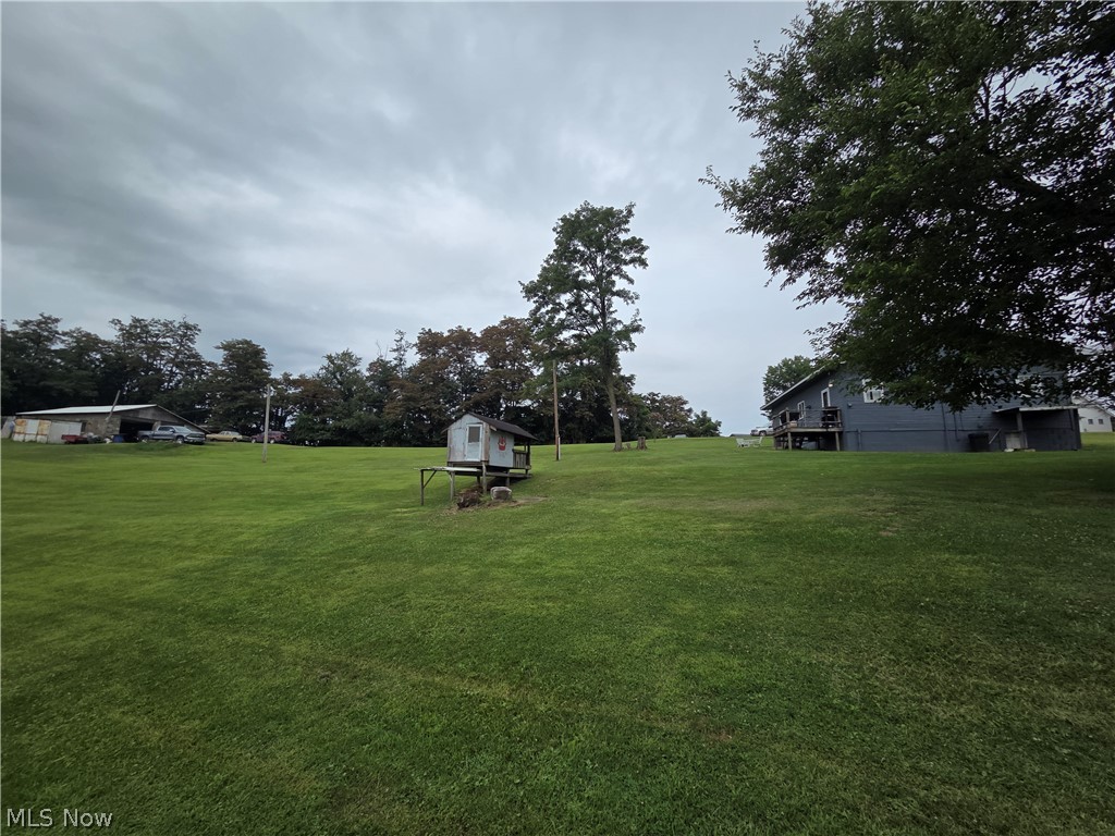 330 Young Lane Property Photo 7