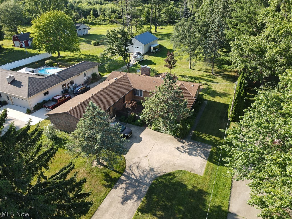43254 Dellefield Road Property Photo 2