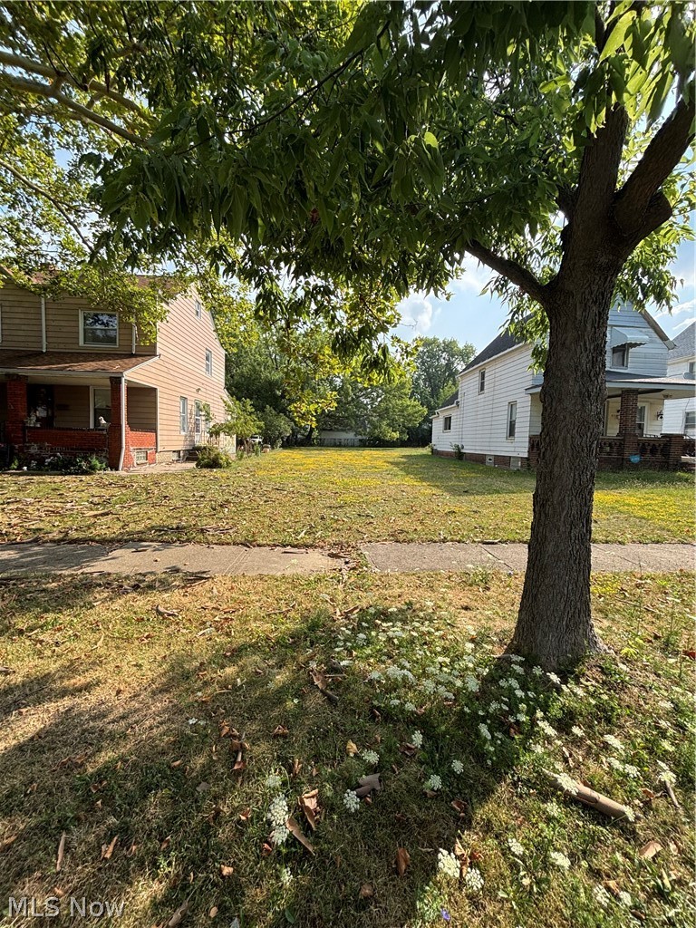835 Whitcomb Road Property Photo 1