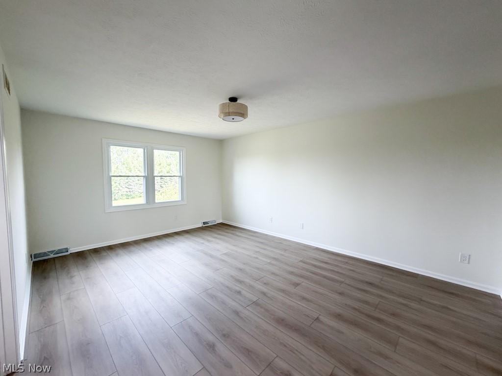 73 Lakecrest Boulevard Property Photo 27