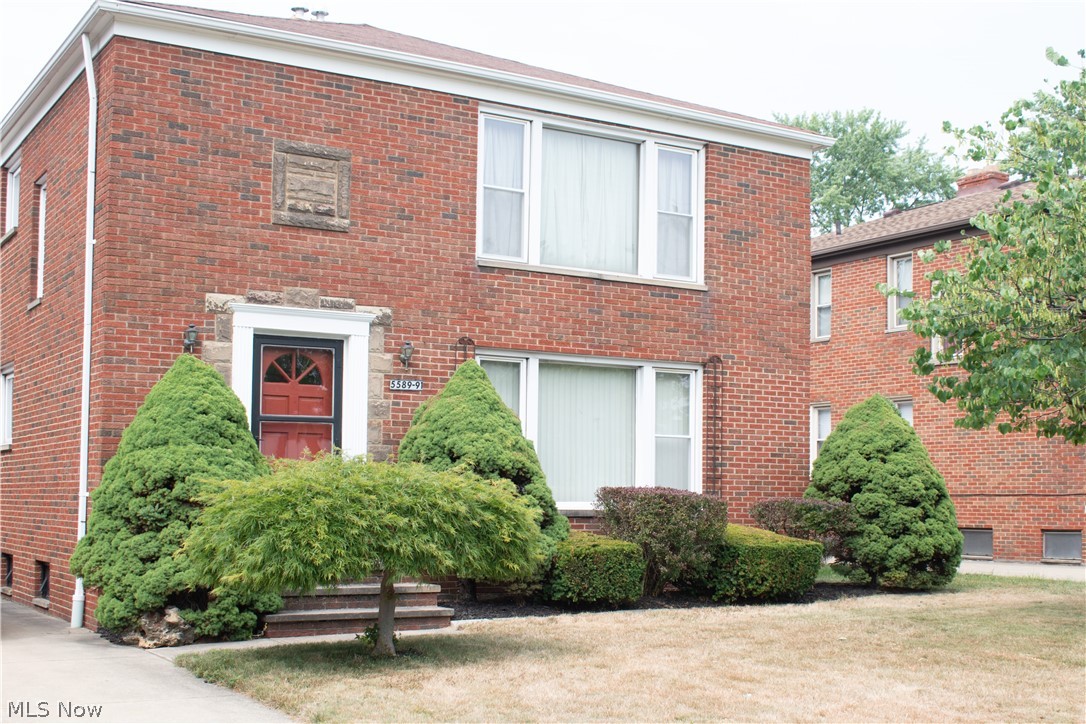 5589 Mayfield Road Property Photo 1