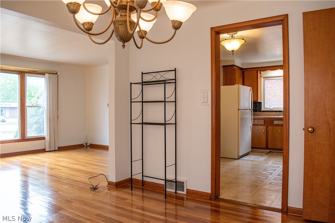 5589 Mayfield Road Property Photo 4