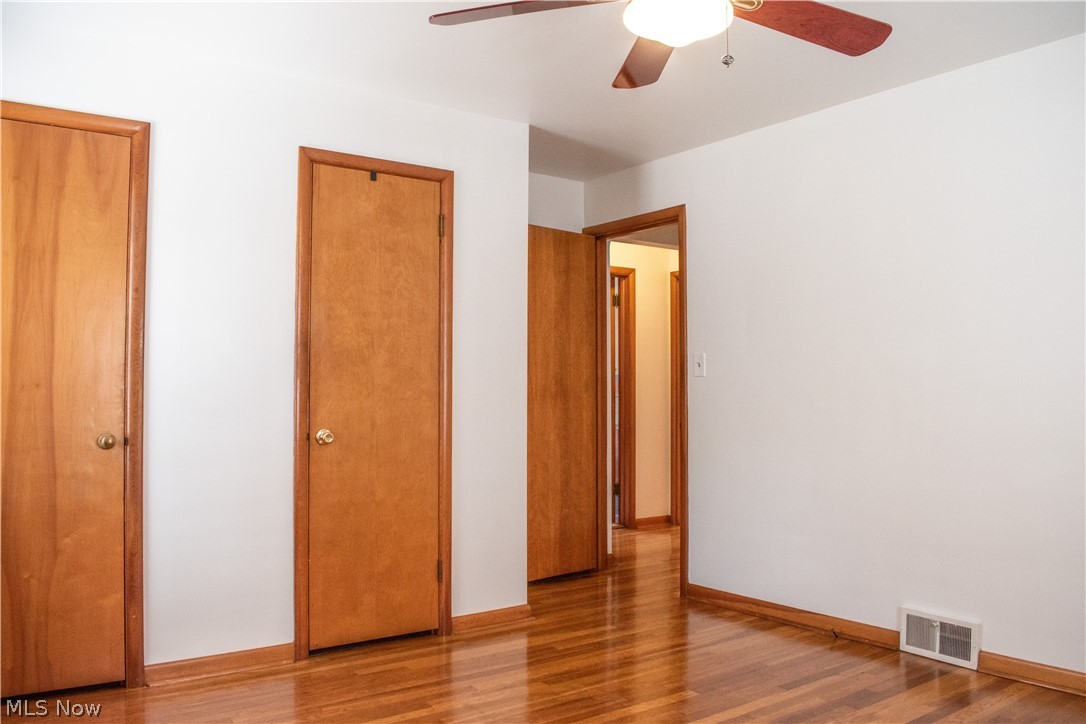 5589 Mayfield Road Property Photo 14