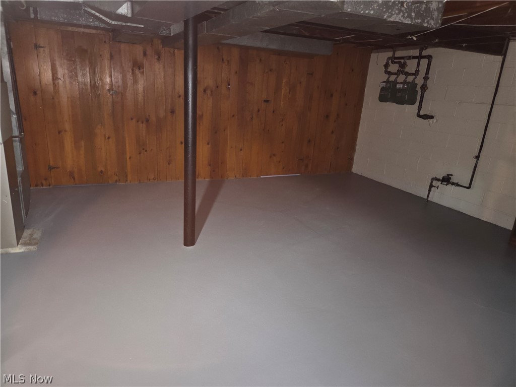 5589 Mayfield Road Property Photo 22