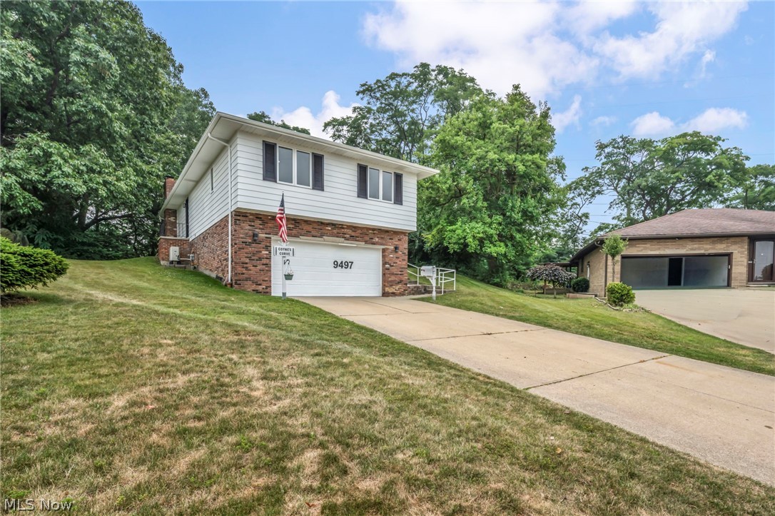 9497 Idlewood Drive Property Photo 3