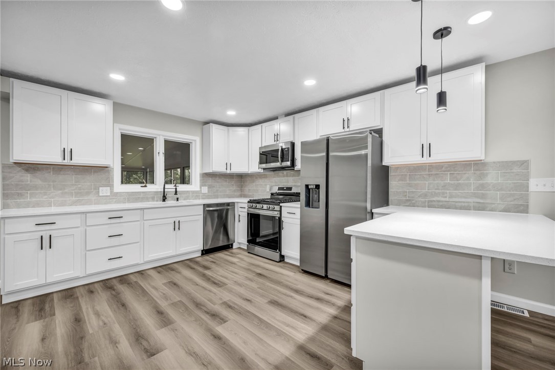 9497 Idlewood Drive Property Photo 10