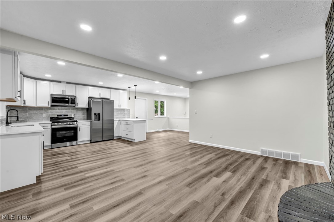 9497 Idlewood Drive Property Photo 14