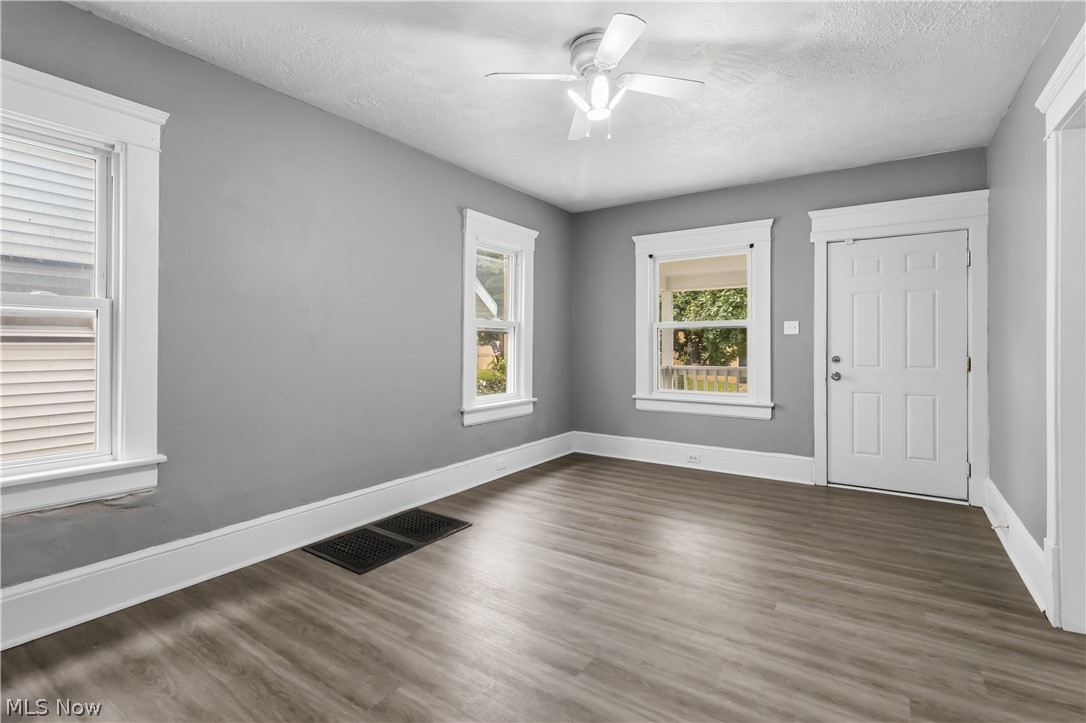 980 Pardee Avenue Property Photo 13