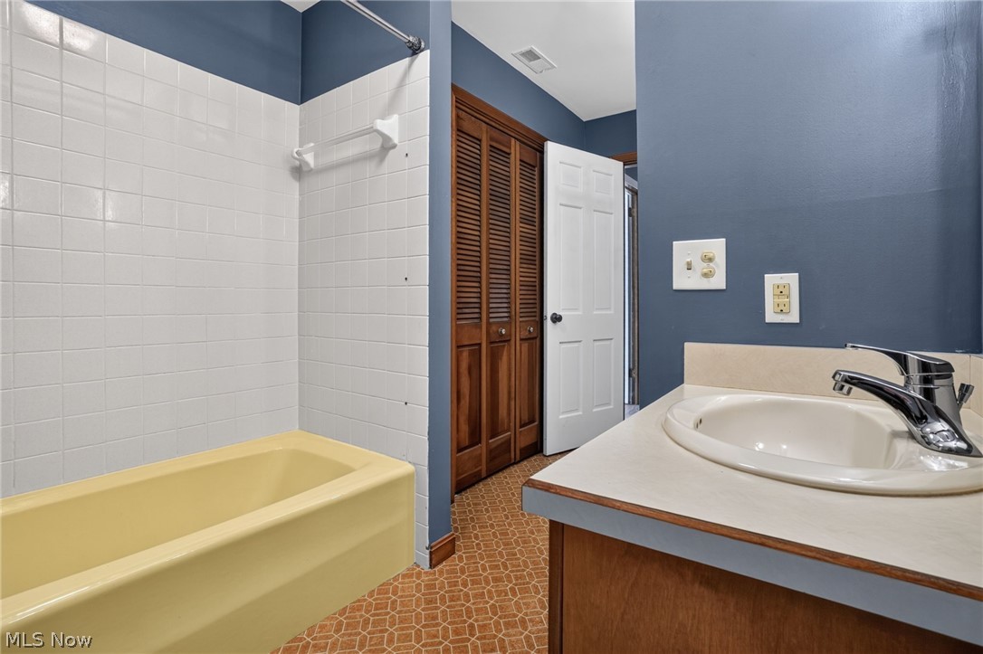 12 Square Circle Drive Property Photo 35