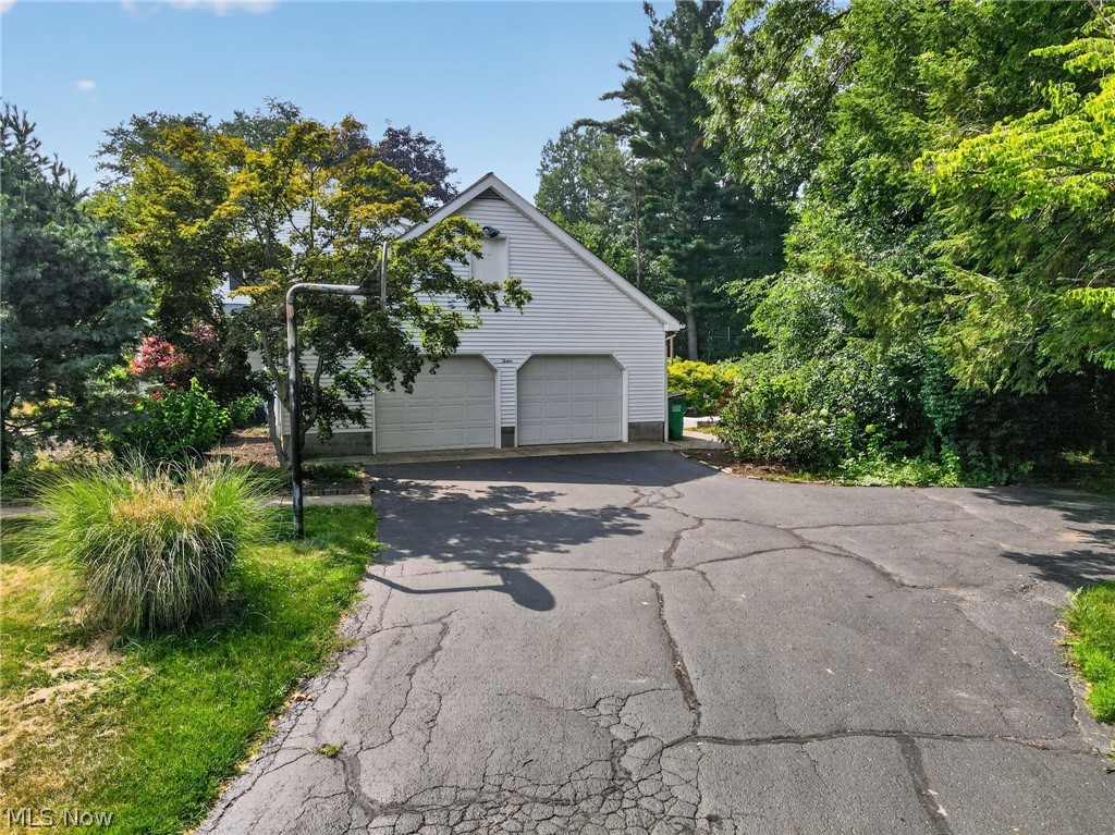 12 Square Circle Drive Property Photo 47