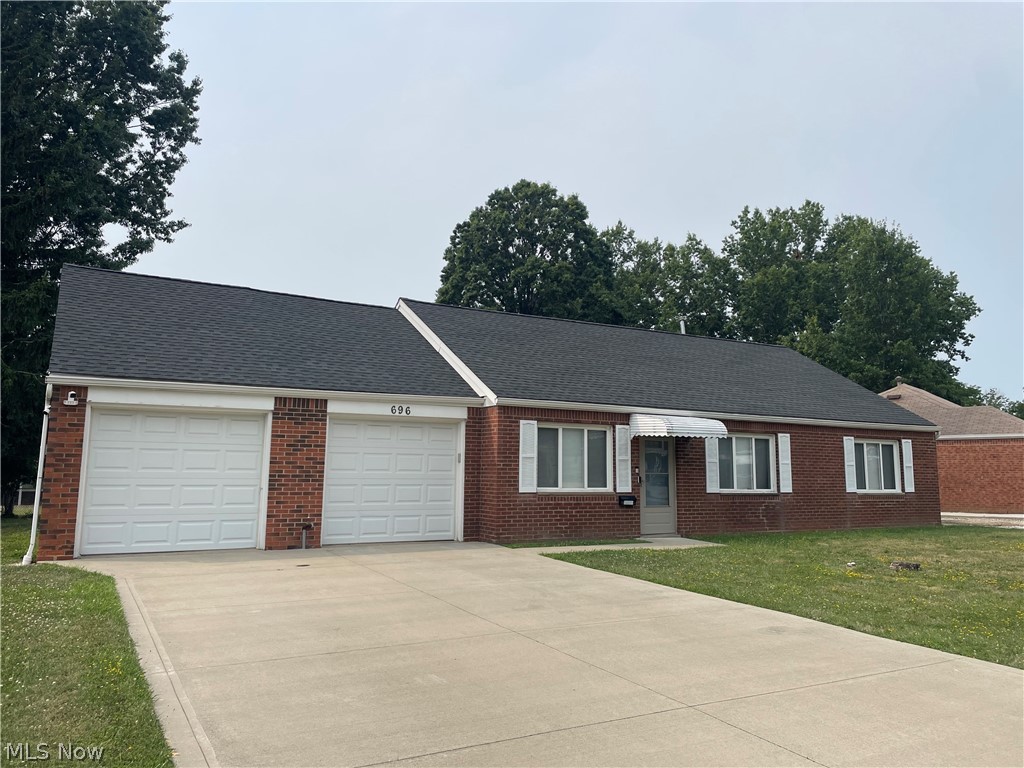 696 Walnut Drive