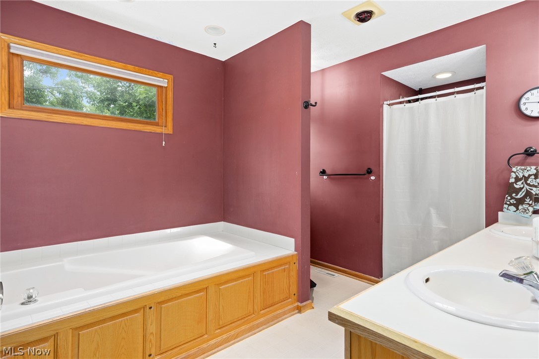 3965 Stonegate Drive Property Photo 23