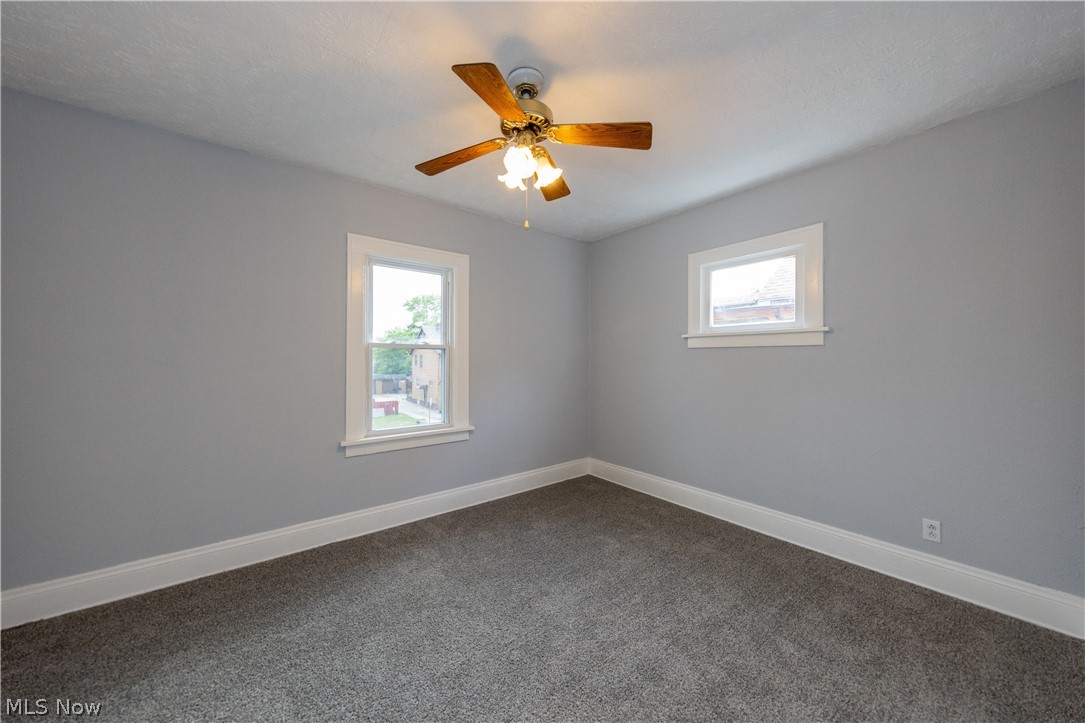 1677 Hillview Road Property Photo 15