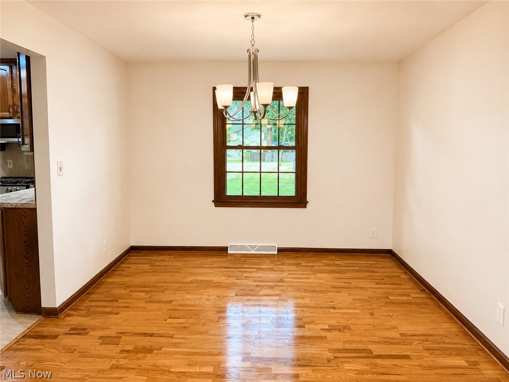 707 Oakridge Drive Property Photo 14