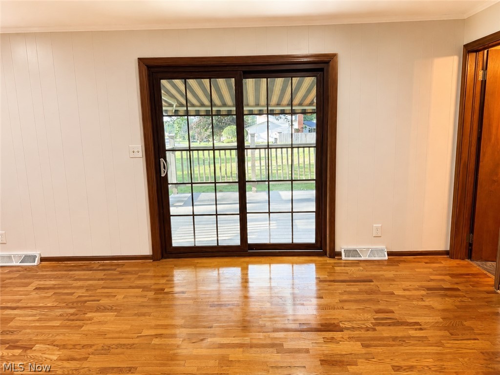 707 Oakridge Drive Property Photo 23