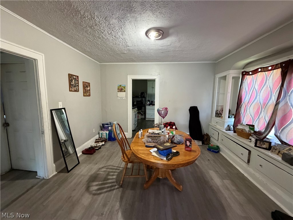 11101 Nelson Avenue Property Photo 11
