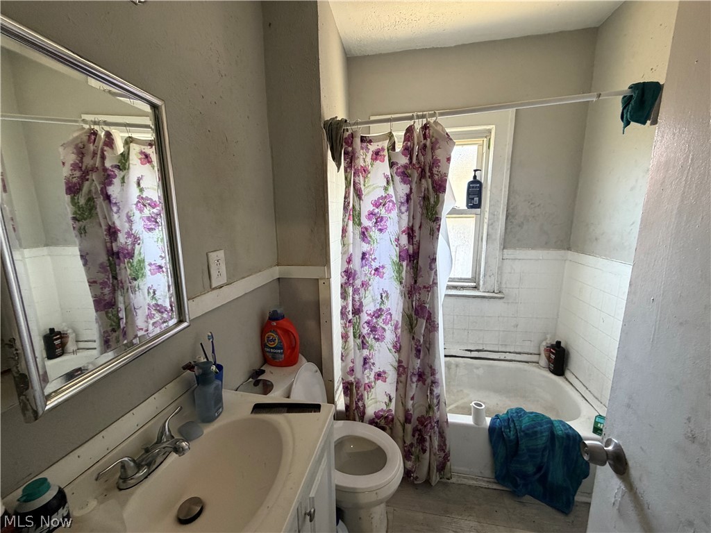 11101 Nelson Avenue Property Photo 12