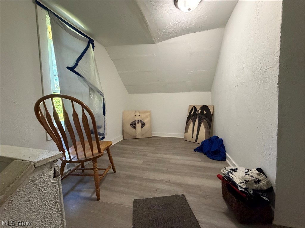 11101 Nelson Avenue Property Photo 17