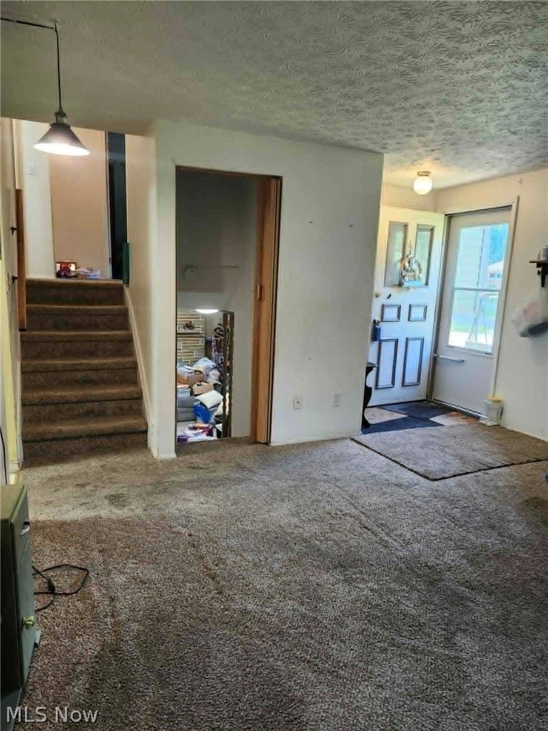 3528 Draper Avenue Se Property Photo 3