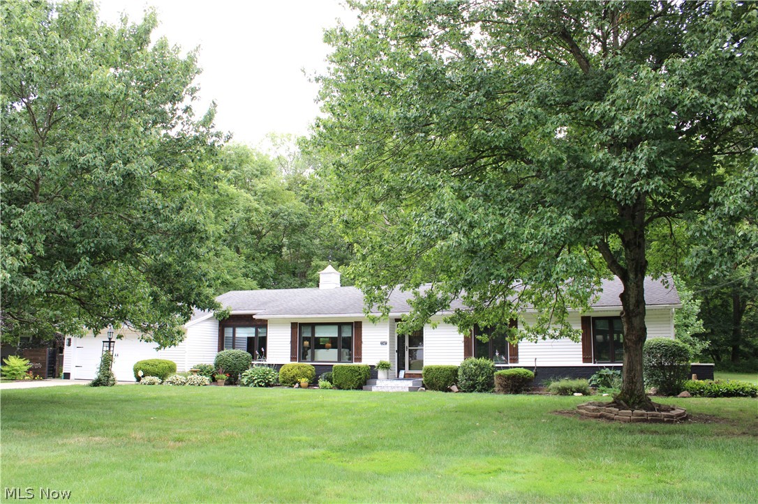 5547 River Styx Road Property Photo 1