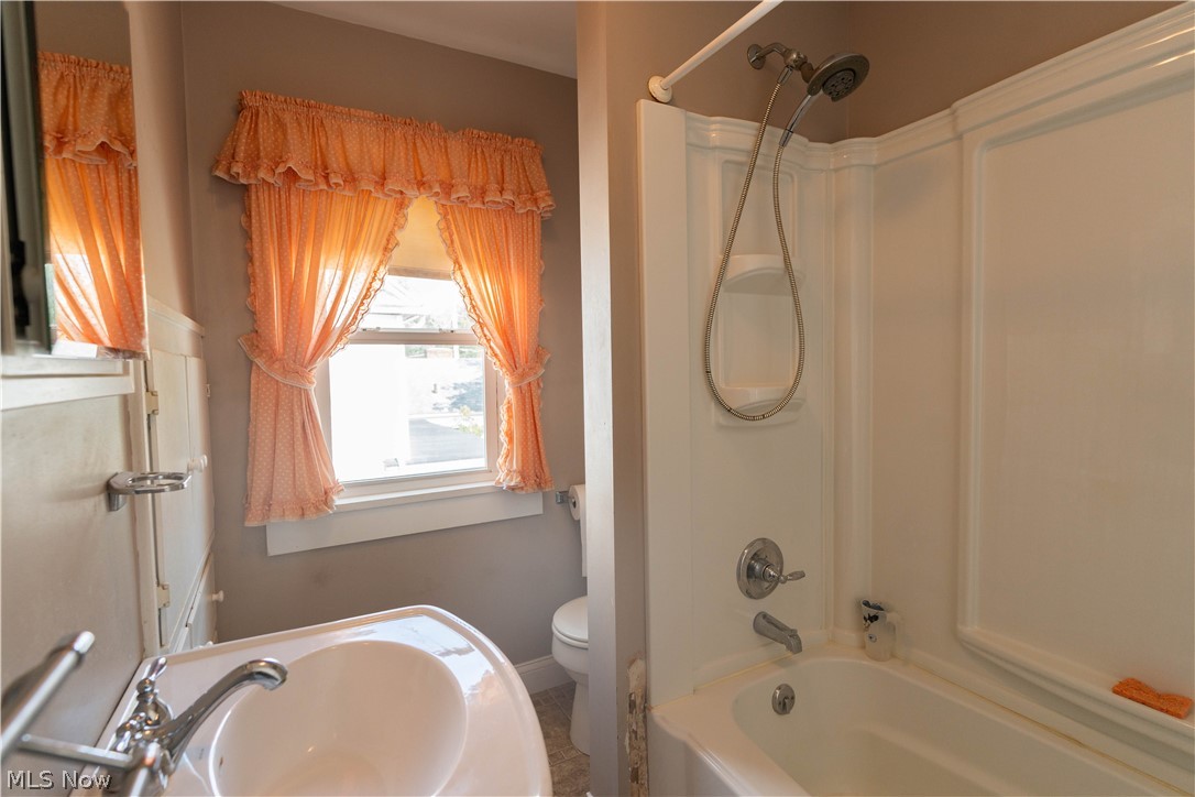 679 Arlington Avenue Property Photo 29