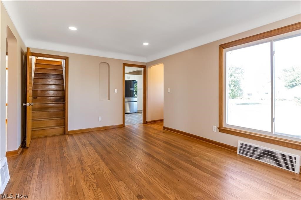 6209 Archmere Avenue Property Photo 4