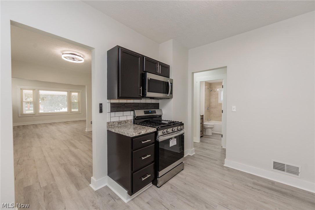 11711 Buckingham Avenue Property Photo 13