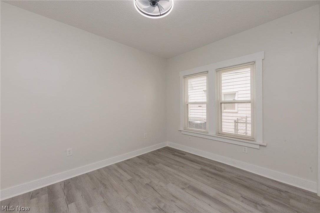 11711 Buckingham Avenue Property Photo 14