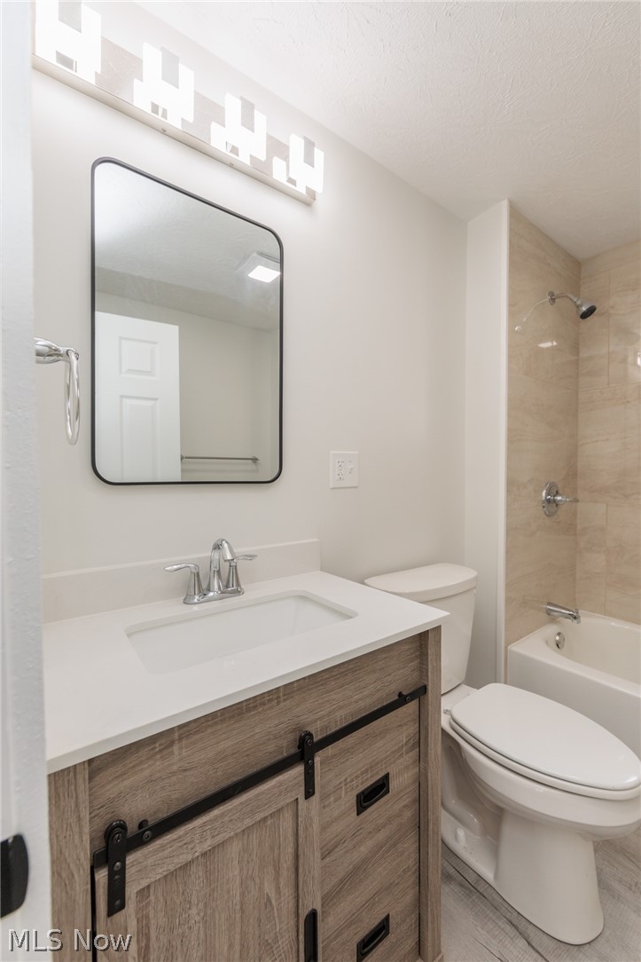 11711 Buckingham Avenue Property Photo 18