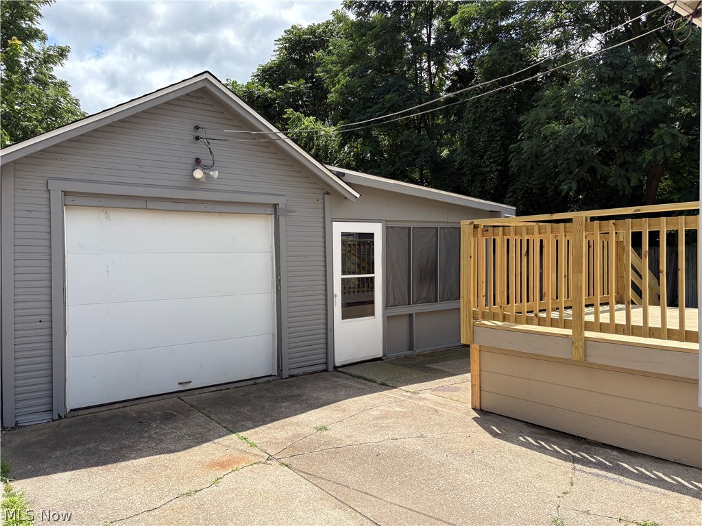 1082 Florida Avenue Property Photo 4