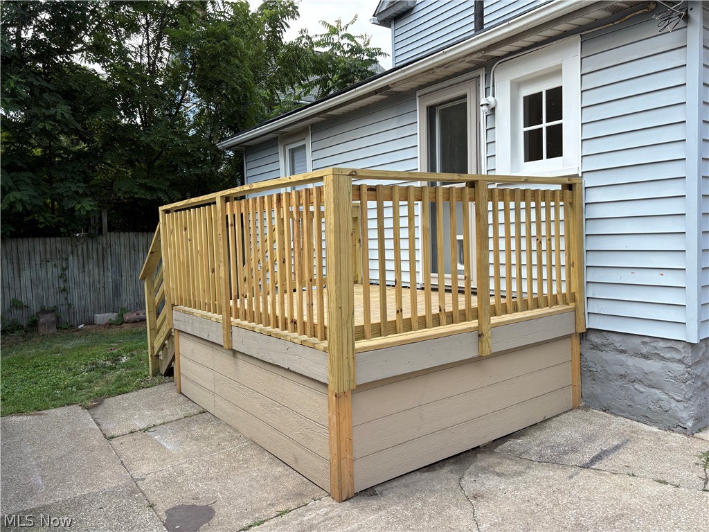 1082 Florida Avenue Property Photo 6