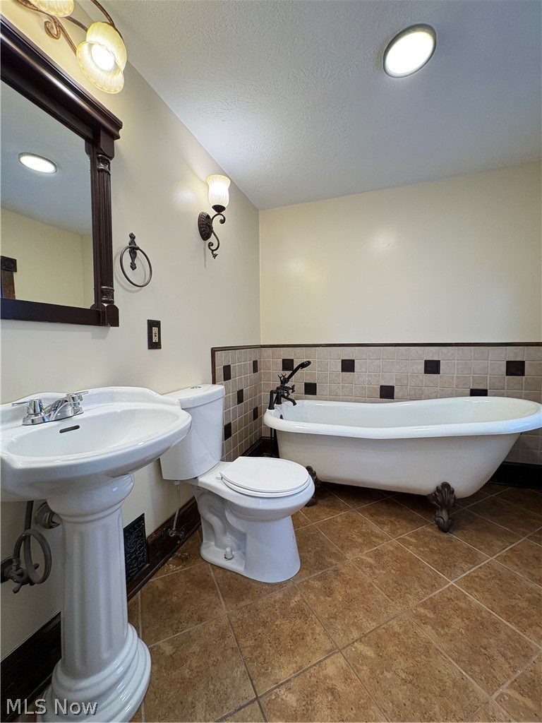 1082 Florida Avenue Property Photo 29