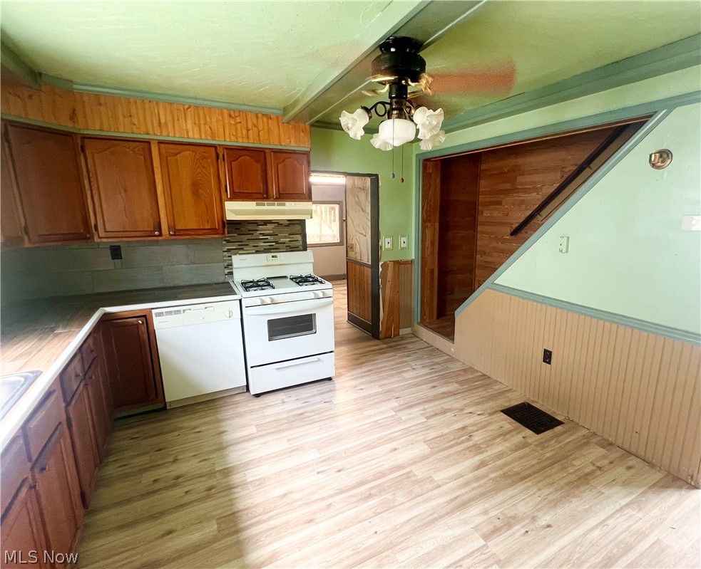 457 Sharp Avenue Property Photo 10