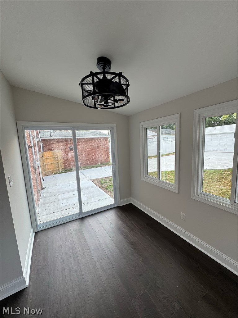 17012 Eldamere Avenue Property Photo 2