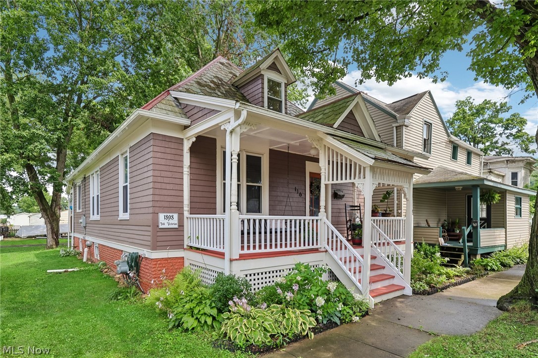116 Cross Street Property Photo 1