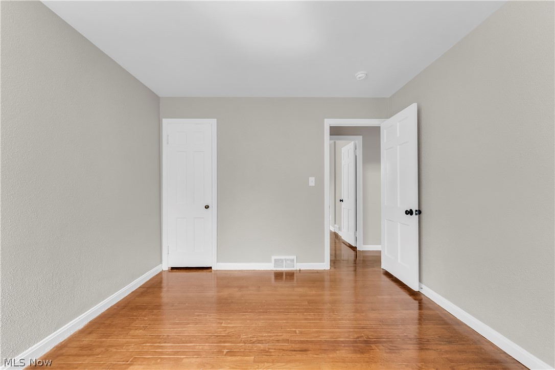 21106 Gardenview Drive Property Photo 12
