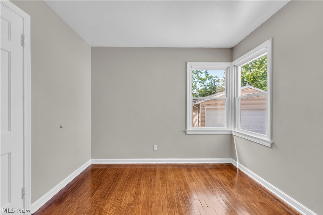 21106 Gardenview Drive Property Photo 13