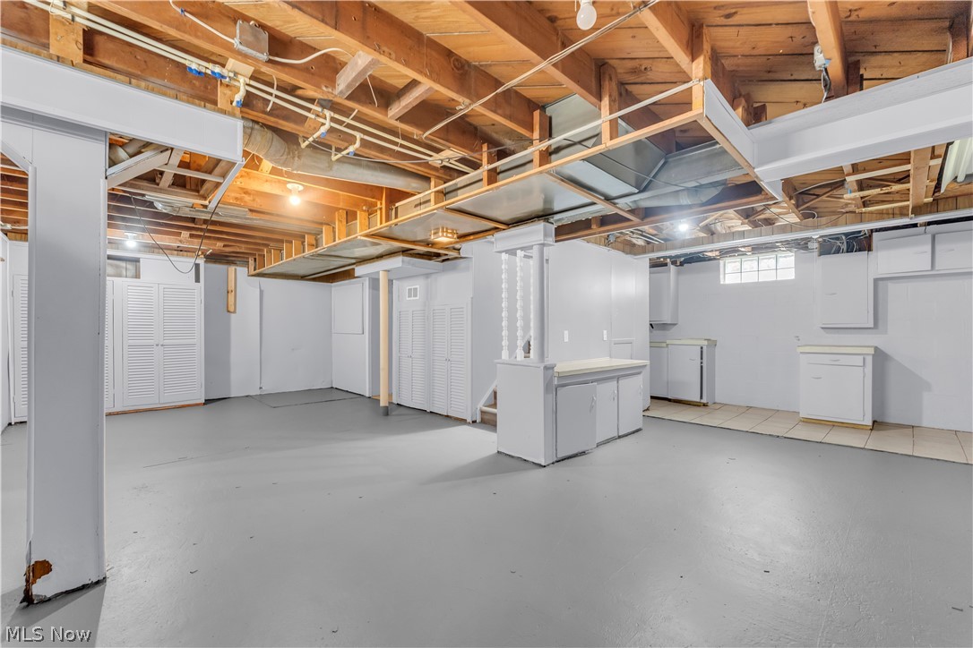 21106 Gardenview Drive Property Photo 21