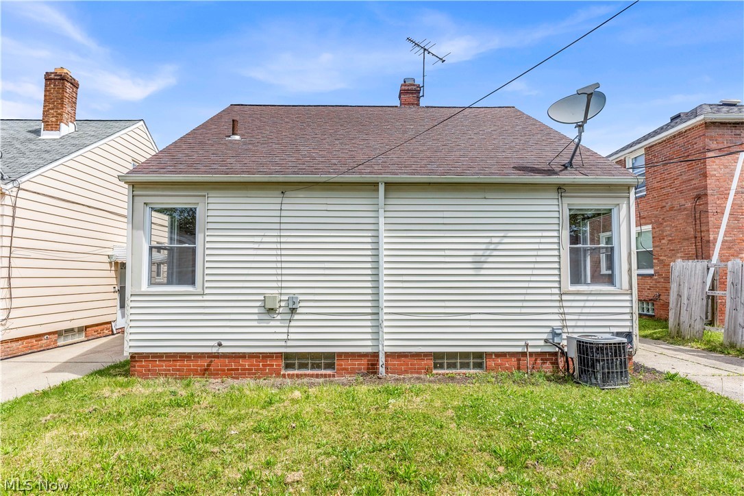 21106 Gardenview Drive Property Photo 23