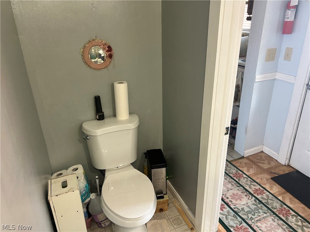 1726 E 45th Street Property Photo 14
